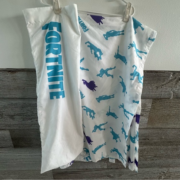 Fortnite twin flat sheet and pillowcase microfiber - Picture 2 of 5